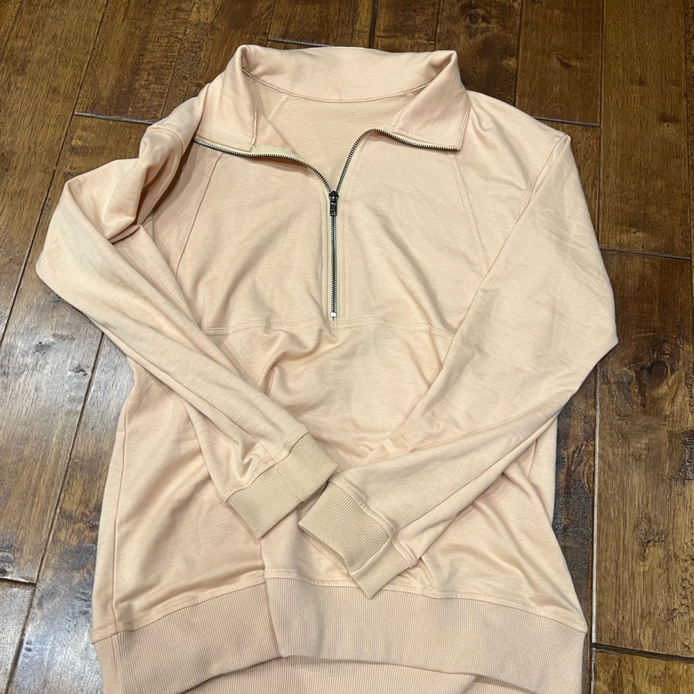 Never worn. Great condition.